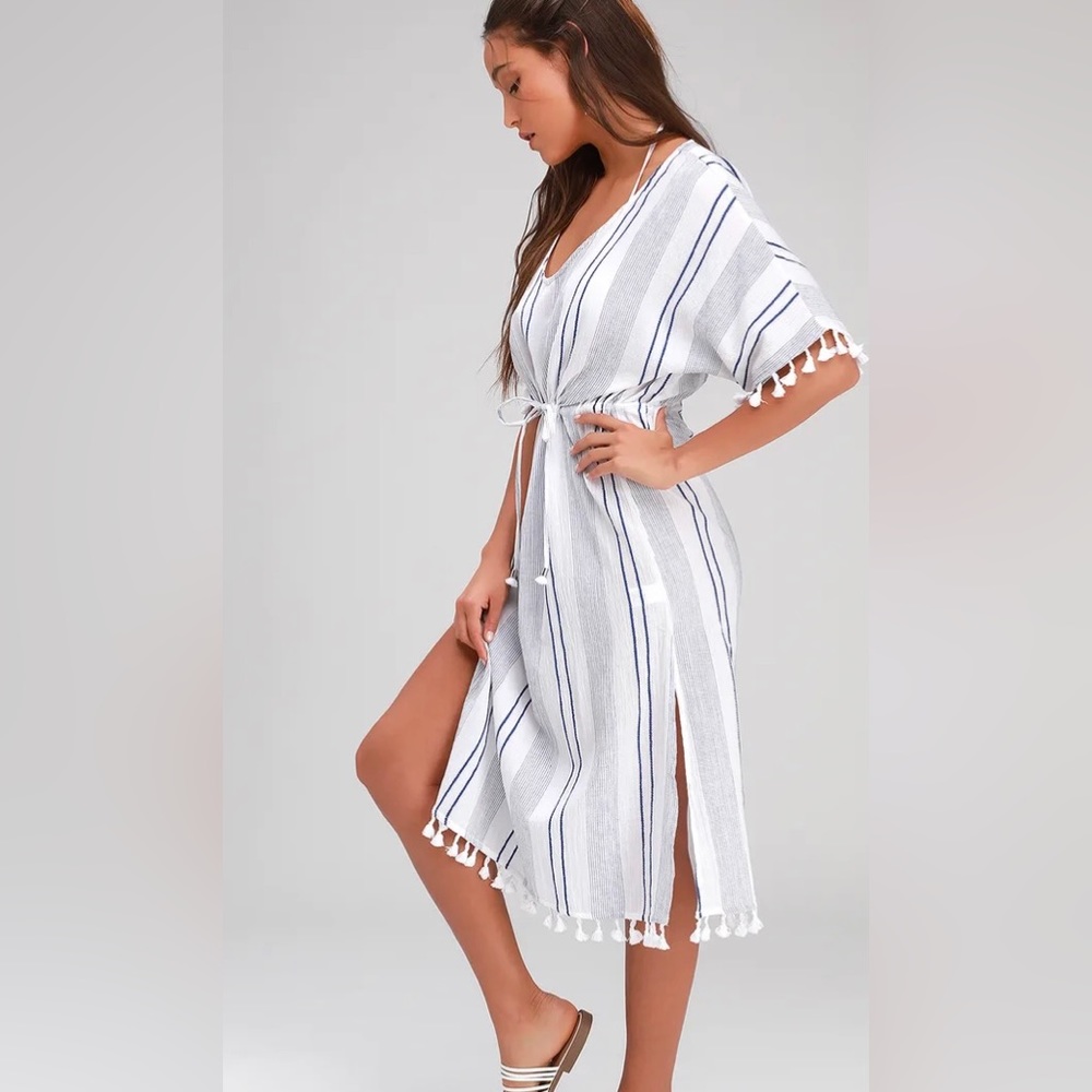 Nwt lulus Sunshine On White and Blue Striped Kaftan Swim Cover-Up-size medium